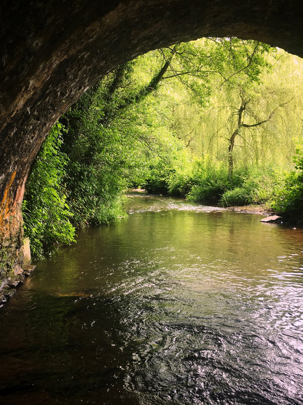 Pouch Bridge over the River Tone in Waterrow, Taunton, England